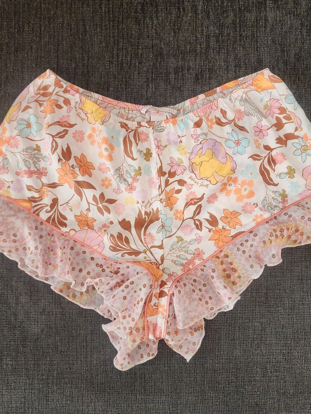 NWT Victoria's Secret Floral Satin PJ‎ Lounge Shorts Sleep Sleepwear, Sz Small